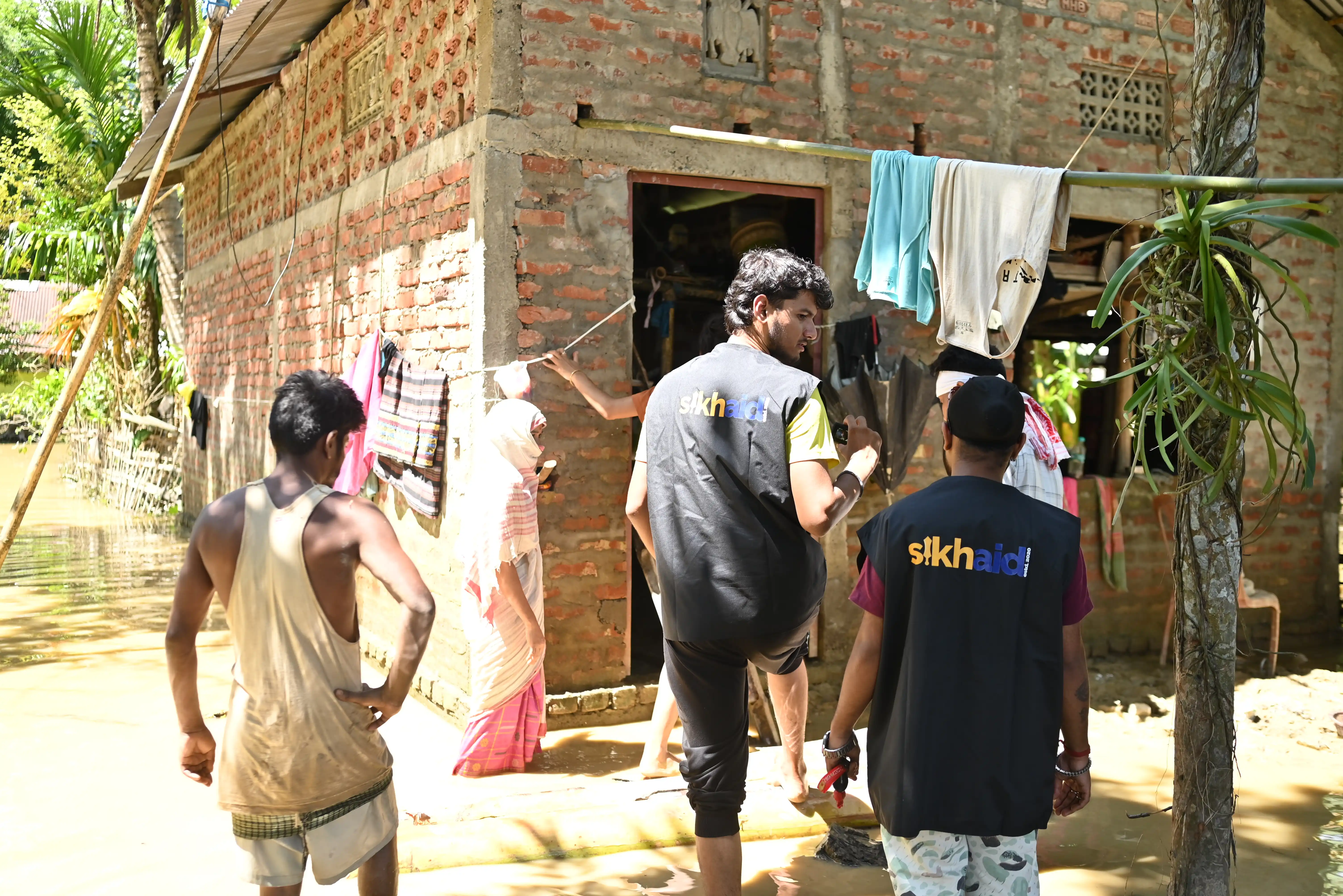 SikhAid supporting families displaced by the Assam floods